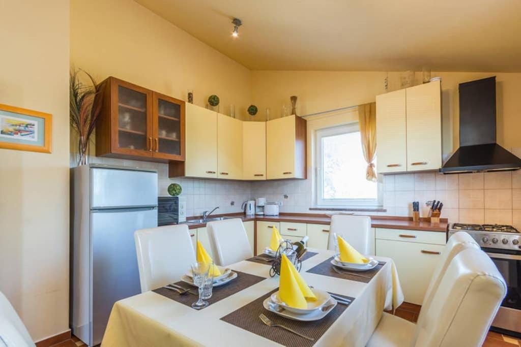 Apartment Stela *