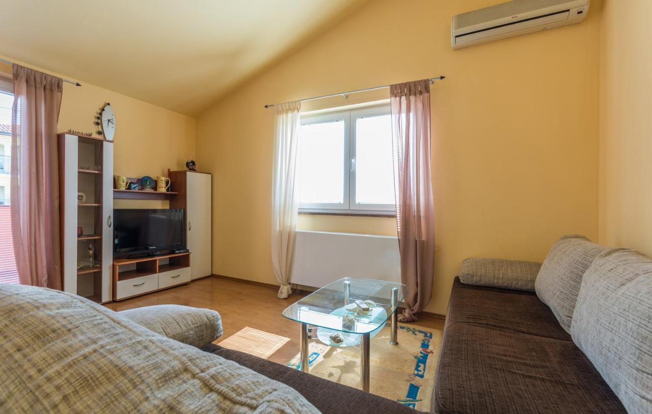 Apartment Stela *