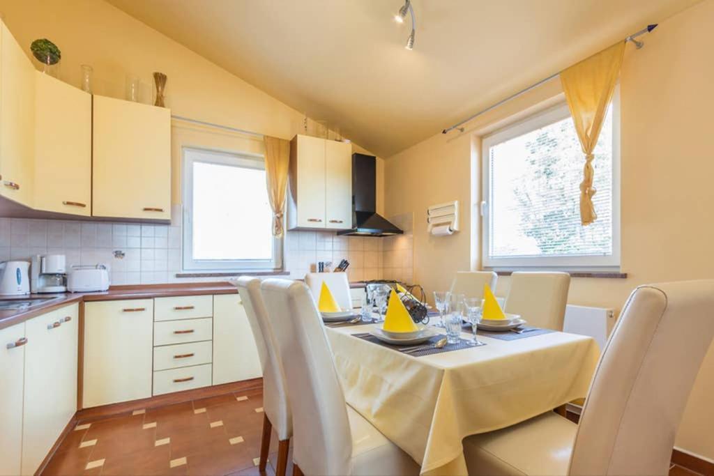 Stela Apartment *