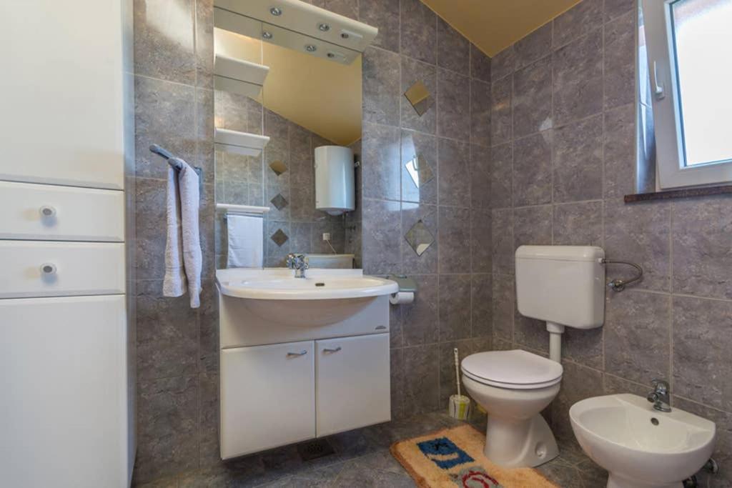 Stela Apartment *